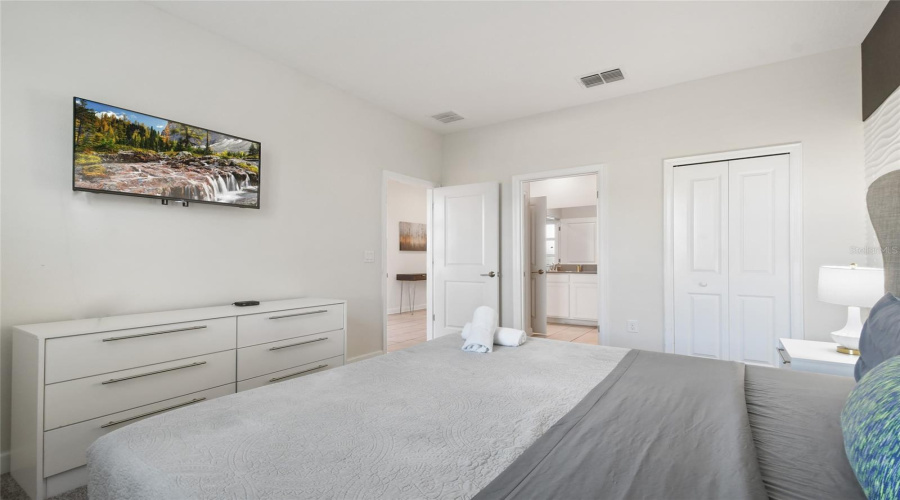 KISSIMMEE, Florida 34746, 9 Bedrooms Bedrooms, ,5 BathroomsBathrooms,Residential,For Sale,NARRATIVE,0,MFRTB8321367