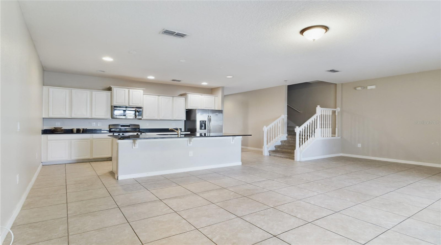 Davenport, Florida 33837, 4 Bedrooms Bedrooms, ,3 Bathroomsbathrooms,Residential,For Sale,Terrasonesta,Mfro6267627