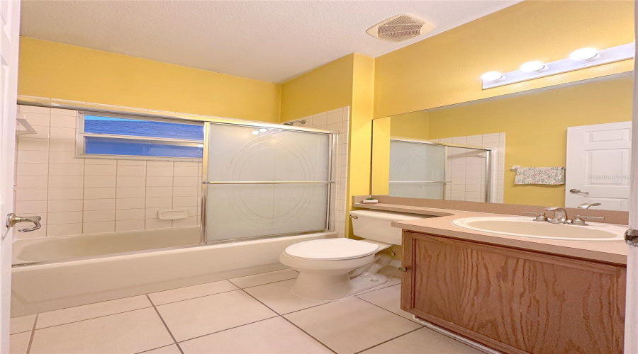 Kissimmee, Florida 34746, 3 Bedrooms Bedrooms, ,2 Bathroomsbathrooms,Residential,For Sale,Huron,Mfro6267565