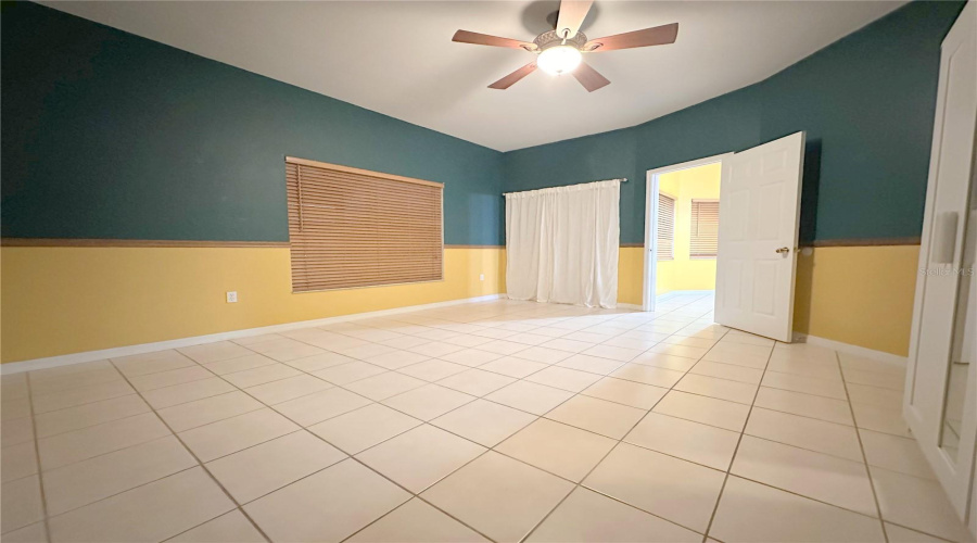 Kissimmee, Florida 34746, 3 Bedrooms Bedrooms, ,2 Bathroomsbathrooms,Residential,For Sale,Huron,Mfro6267565