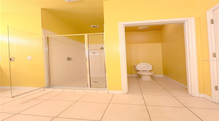 Kissimmee, Florida 34746, 3 Bedrooms Bedrooms, ,2 Bathroomsbathrooms,Residential,For Sale,Huron,Mfro6267565