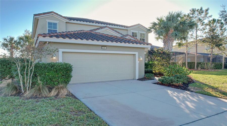 Davenport, Florida 33837, 6 Bedrooms Bedrooms, ,5 Bathroomsbathrooms,Residential,For Sale,Oaktree Drive,Mfrs5117408