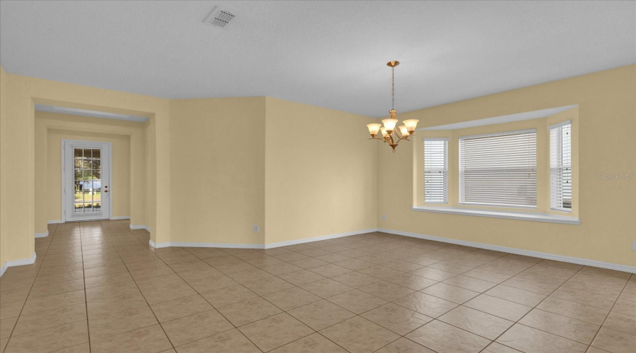 Orlando, Florida 32836, 3 Bedrooms Bedrooms, ,2 Bathroomsbathrooms,Residential,For Sale,Leeland Archer,Mfrs5117920