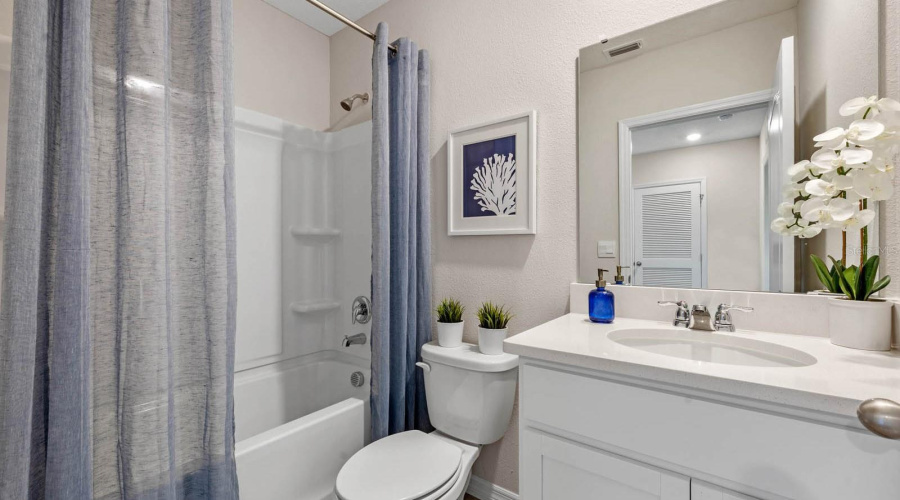 Davenport, Florida 33837, 3 Bedrooms Bedrooms, ,2 Bathroomsbathrooms,Residential,For Sale,Longleaf,Mfro6268813