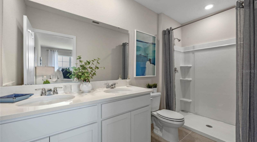 Davenport, Florida 33837, 3 Bedrooms Bedrooms, ,2 Bathroomsbathrooms,Residential,For Sale,Longleaf,Mfro6268813