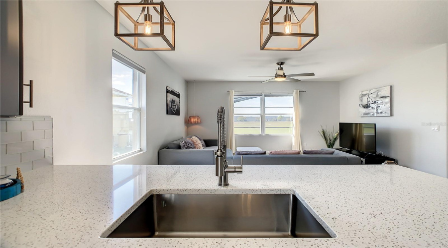 DAVENPORT, Florida 33837, 3 Bedrooms Bedrooms, ,2 BathroomsBathrooms,Residential,For Sale,KNOLLWOOD,MFRG5090942
