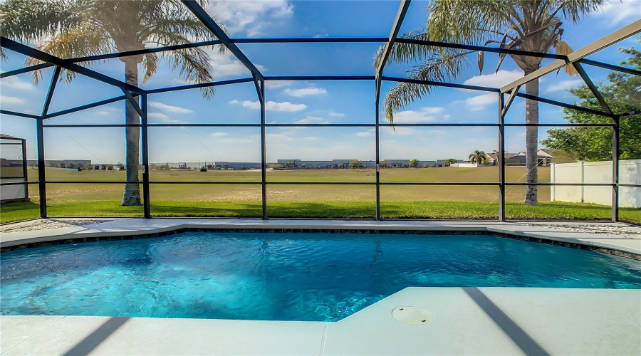 DAVENPORT, Florida 33837, 3 Bedrooms Bedrooms, ,2 BathroomsBathrooms,Residential,For Sale,KNOLLWOOD,MFRG5090942
