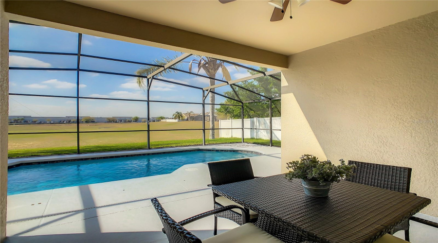 DAVENPORT, Florida 33837, 3 Bedrooms Bedrooms, ,2 BathroomsBathrooms,Residential,For Sale,KNOLLWOOD,MFRG5090942