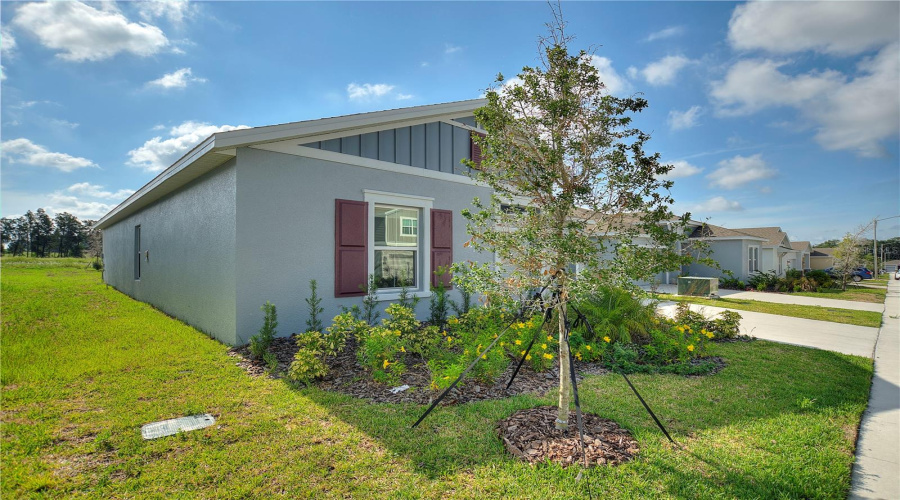 Davenport, Florida 33837, 3 Bedrooms Bedrooms, ,2 Bathroomsbathrooms,Residential,For Sale,Loch,Mfrs5117971