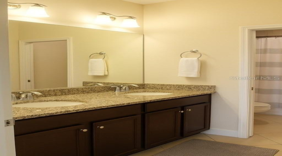 DAVENPORT, Florida 33896, 4 Bedrooms Bedrooms, ,4 BathroomsBathrooms,Residential,For Sale,CAPTIVA,0,MFRO6269253
