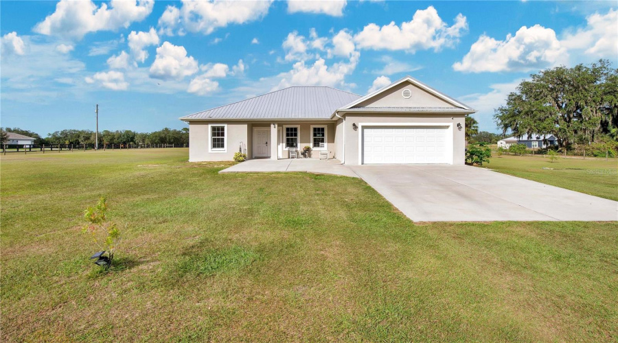 Davenport, Florida 33837, 7 Bedrooms Bedrooms, ,6 Bathroomsbathrooms,Residential,For Sale,Horseshoe Creek Road,Mfro6269463