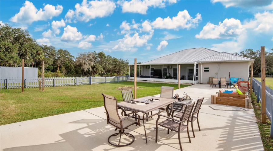 Davenport, Florida 33837, 7 Bedrooms Bedrooms, ,6 Bathroomsbathrooms,Residential,For Sale,Horseshoe Creek Road,Mfro6269463