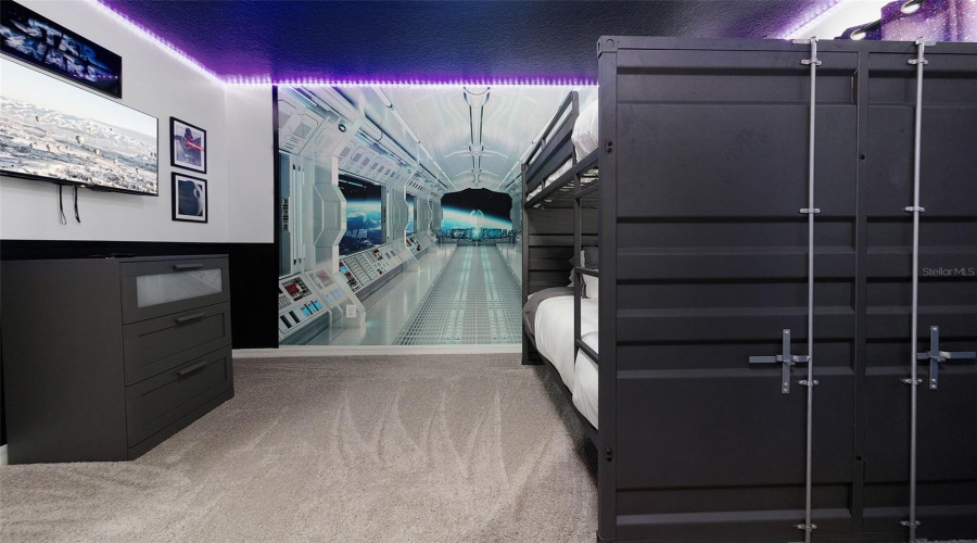 KISSIMMEE, Florida 34747, 6 Bedrooms Bedrooms, ,4 BathroomsBathrooms,Residential,For Sale,TROPICAL PALMS,0,MFRS5118043