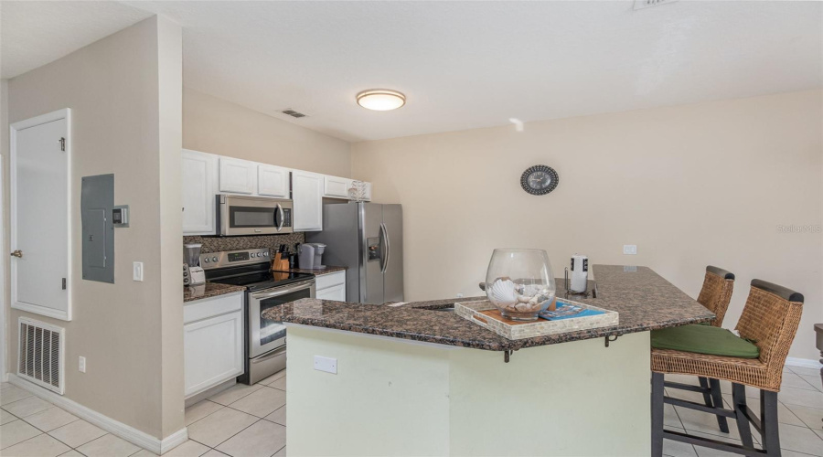 Kissimmee, Florida 34747, 4 Bedrooms Bedrooms, ,3 Bathroomsbathrooms,Residential,For Sale,Yellow Lantana,Mfro6268499