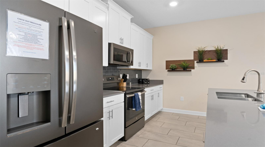 Davenport, Florida 33896, 4 Bedrooms Bedrooms, ,3 Bathroomsbathrooms,Residential,For Sale,Cabot Cliffs,Mfrtb8335913