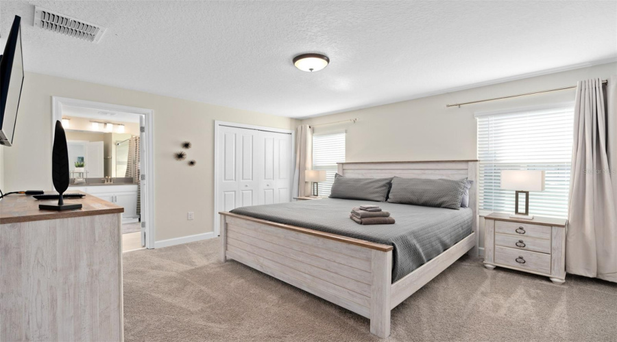 Davenport, Florida 33896, 4 Bedrooms Bedrooms, ,3 Bathroomsbathrooms,Residential,For Sale,Cabot Cliffs,Mfrtb8335913