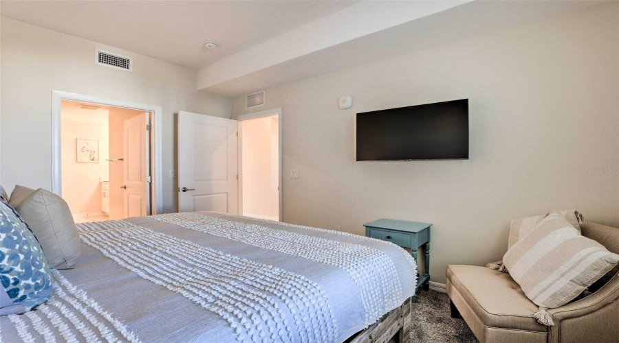 Kissimmee, Florida 34746, 2 Bedrooms Bedrooms, ,2 Bathroomsbathrooms,Residential,For Sale,Paradox,Mfrfc306182