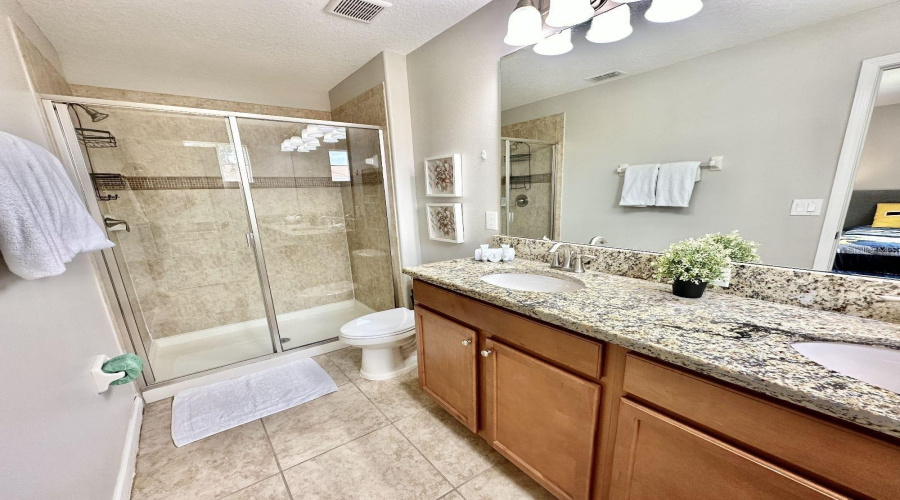 Kissimmee, Florida 34747, 6 Bedrooms Bedrooms, ,5 Bathroomsbathrooms,Residential,For Sale,Candy Palm,Mfro6269545
