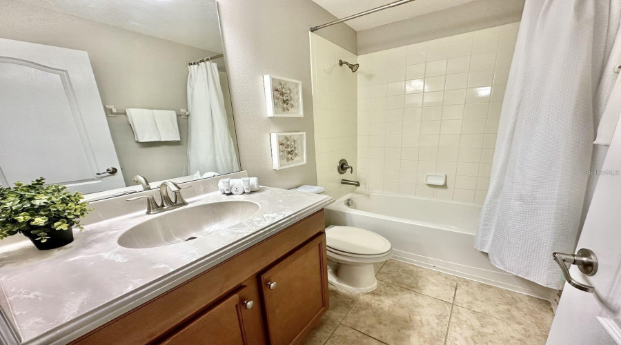 Kissimmee, Florida 34747, 6 Bedrooms Bedrooms, ,5 Bathroomsbathrooms,Residential,For Sale,Candy Palm,Mfro6269545