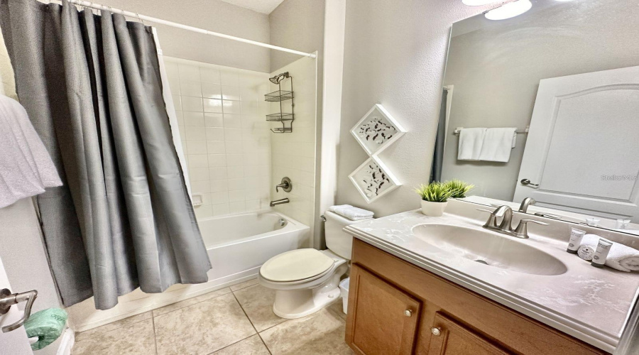 Kissimmee, Florida 34747, 6 Bedrooms Bedrooms, ,5 Bathroomsbathrooms,Residential,For Sale,Candy Palm,Mfro6269545