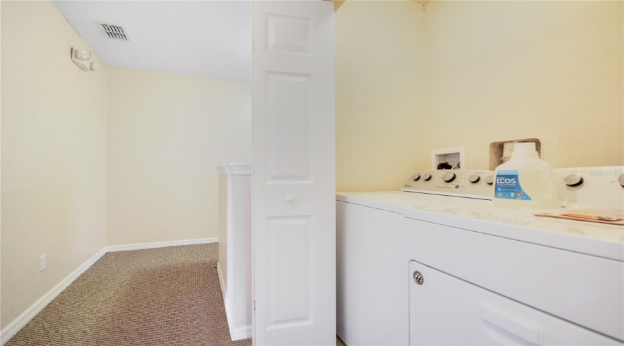Kissimmee, Florida 34746, 4 Bedrooms Bedrooms, ,3 Bathroomsbathrooms,Residential,For Sale,Coupe,Mfro6269430