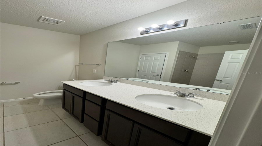 Davenport, Florida 33837, 3 Bedrooms Bedrooms, ,2 Bathroomsbathrooms,Residential,For Sale,Aspen,Mfrs5118031