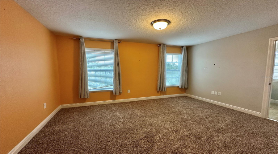 Davenport, Florida 33837, 6 Bedrooms Bedrooms, ,4 Bathroomsbathrooms,Residential,For Sale,Oakbourne,Mfrs5118166