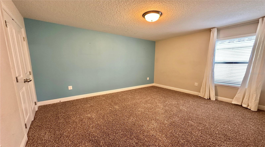 Davenport, Florida 33837, 6 Bedrooms Bedrooms, ,4 Bathroomsbathrooms,Residential,For Sale,Oakbourne,Mfrs5118166