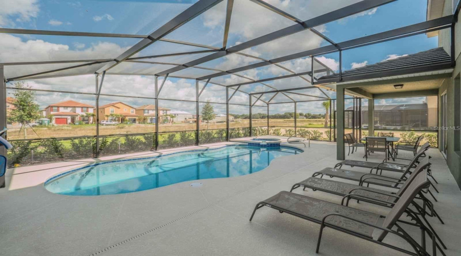 Davenport, Florida 33837, 6 Bedrooms Bedrooms, ,4 Bathroomsbathrooms,Residential,For Sale,Oakbourne,Mfrs5118166
