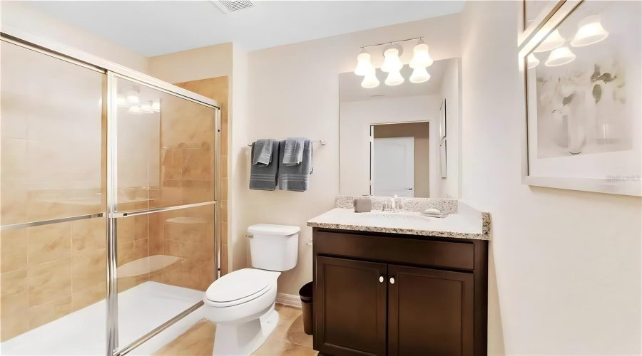 Kissimmee, Florida 34747, 5 Bedrooms Bedrooms, ,4 Bathroomsbathrooms,Residential,For Sale,Geneve,Mfro6267122