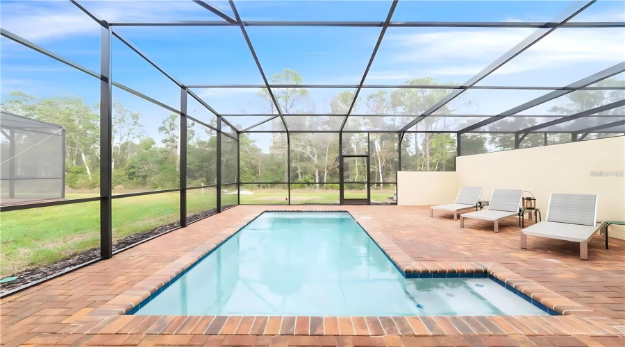 Kissimmee, Florida 34747, 5 Bedrooms Bedrooms, ,4 Bathroomsbathrooms,Residential,For Sale,Geneve,Mfro6267122