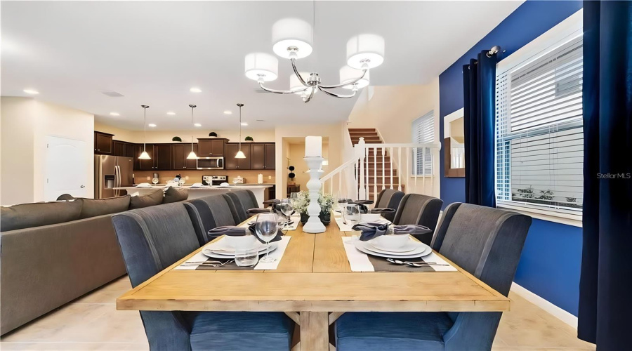 Kissimmee, Florida 34747, 5 Bedrooms Bedrooms, ,4 Bathroomsbathrooms,Residential,For Sale,Geneve,Mfro6267122