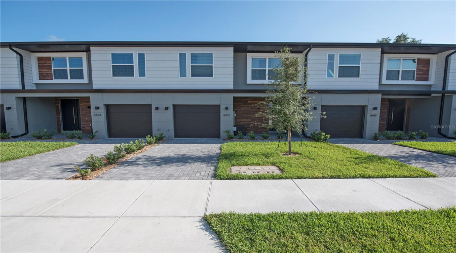 KISSIMMEE, Florida 34746, 4 Bedrooms Bedrooms, ,3 BathroomsBathrooms,Residential,For Sale,LE REVE,0,MFRO6192671