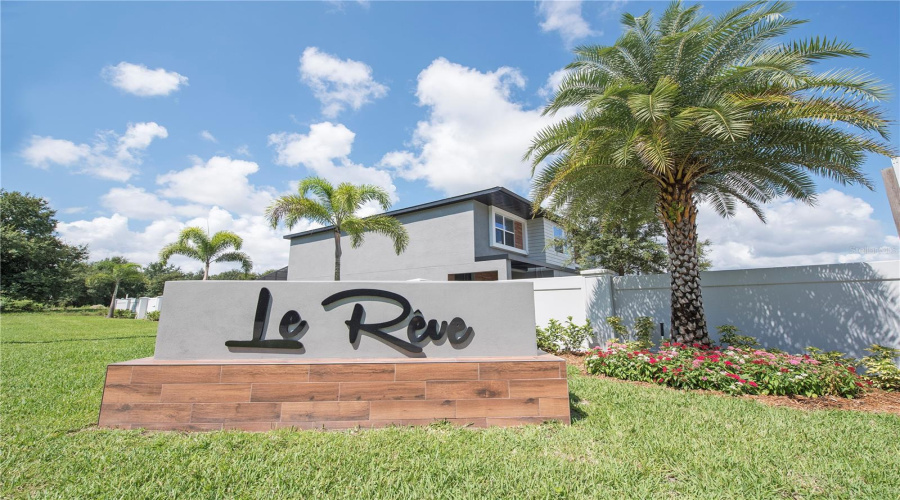 KISSIMMEE, Florida 34746, 4 Bedrooms Bedrooms, ,3 BathroomsBathrooms,Residential,For Sale,LE REVE,0,MFRO6192671