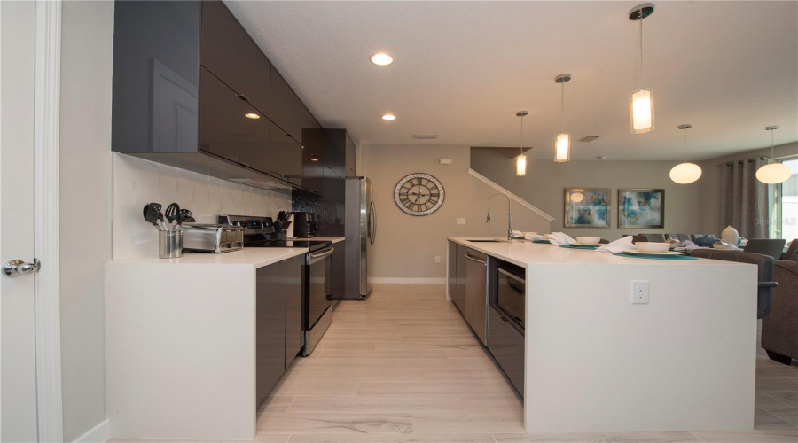 KISSIMMEE, Florida 34746, 4 Bedrooms Bedrooms, ,3 BathroomsBathrooms,Residential,For Sale,LE REVE,0,MFRO6192671