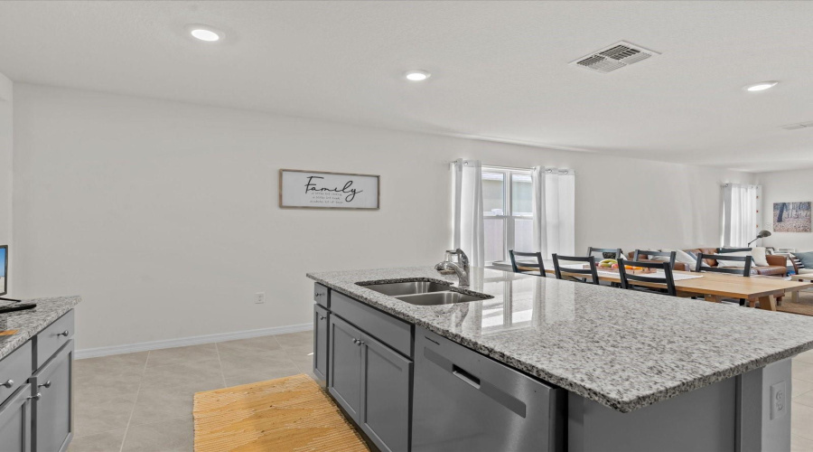 Davenport, Florida 33837, 3 Bedrooms Bedrooms, ,2 Bathroomsbathrooms,Residential,For Sale,Brisbane,Mfro6269845