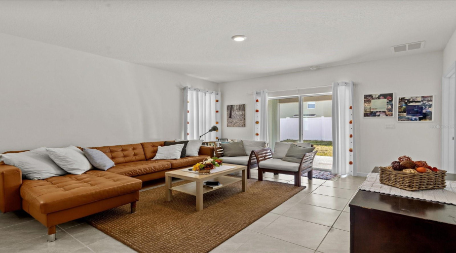 Davenport, Florida 33837, 3 Bedrooms Bedrooms, ,2 Bathroomsbathrooms,Residential,For Sale,Brisbane,Mfro6269845