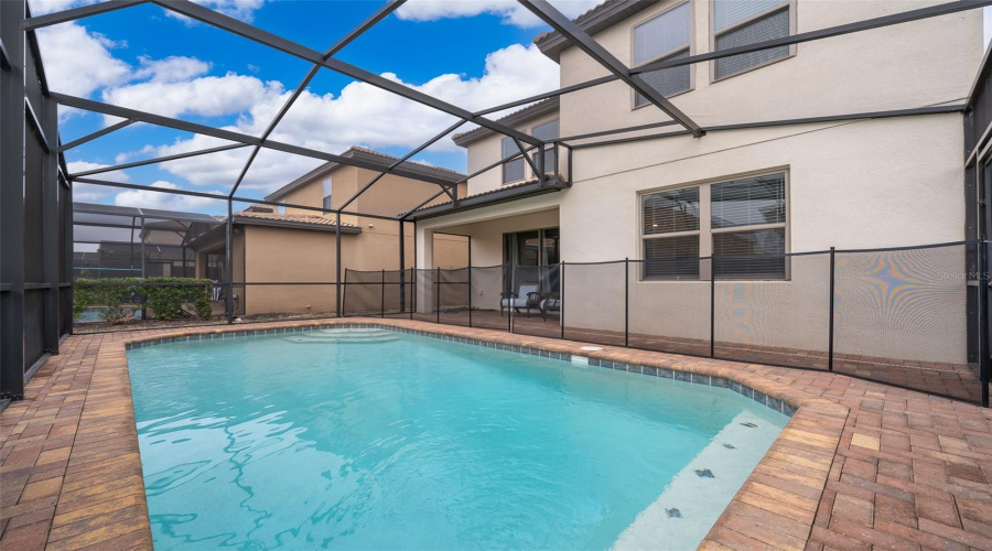 Davenport, Florida 33837, 5 Bedrooms Bedrooms, ,4 Bathroomsbathrooms,Residential,For Sale,Misty Oak,Mfrs5118137