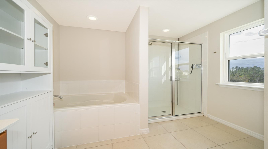 Davenport, Florida 33837, 4 Bedrooms Bedrooms, ,2 Bathroomsbathrooms,Residential,For Sale,Seattle Slew,Mfrs5117921