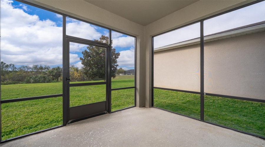 Davenport, Florida 33837, 4 Bedrooms Bedrooms, ,2 Bathroomsbathrooms,Residential,For Sale,Seattle Slew,Mfrs5117921