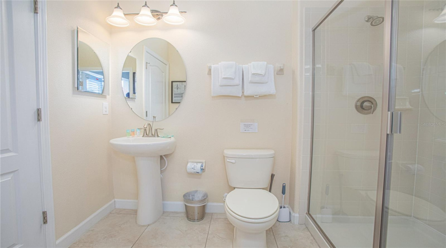 Davenport, Florida 33896, 6 Bedrooms Bedrooms, ,6 Bathroomsbathrooms,Residential,For Sale,Wexford,Mfro6269195