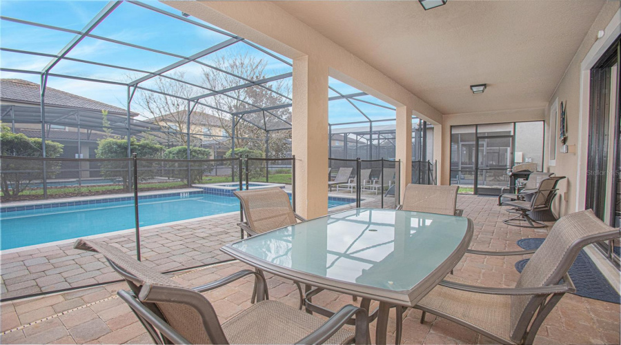 Davenport, Florida 33896, 6 Bedrooms Bedrooms, ,6 Bathroomsbathrooms,Residential,For Sale,Wexford,Mfro6269195