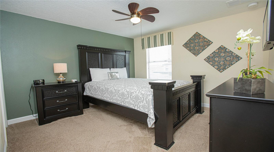 Davenport, Florida 33896, 6 Bedrooms Bedrooms, ,6 Bathroomsbathrooms,Residential,For Sale,Wexford,Mfro6269195