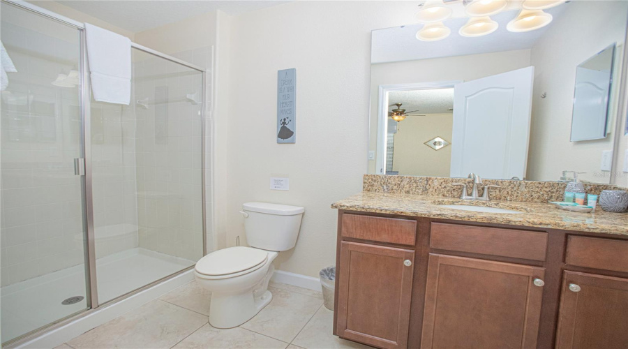 Davenport, Florida 33896, 6 Bedrooms Bedrooms, ,6 Bathroomsbathrooms,Residential,For Sale,Wexford,Mfro6269195