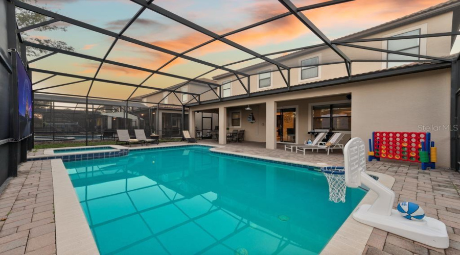 Davenport, Florida 33896, 6 Bedrooms Bedrooms, ,6 Bathroomsbathrooms,Residential,For Sale,Wexford,Mfro6269195