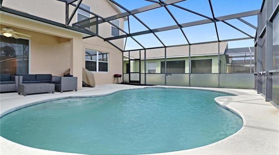 Davenport, Florida 33896, 4 Bedrooms Bedrooms, ,3 Bathroomsbathrooms,Residential,For Sale,Earlmont,Mfrs5111388