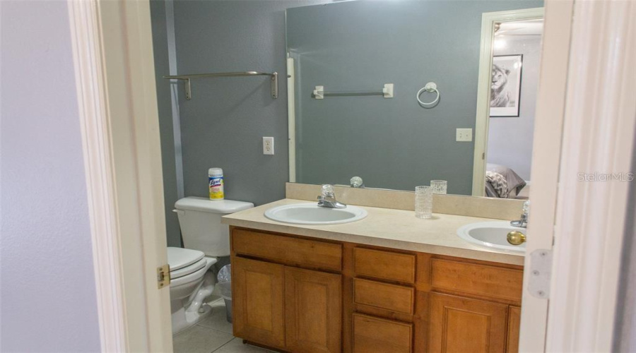 Davenport, Florida 33896, 4 Bedrooms Bedrooms, ,3 Bathroomsbathrooms,Residential,For Sale,Earlmont,Mfrs5111388