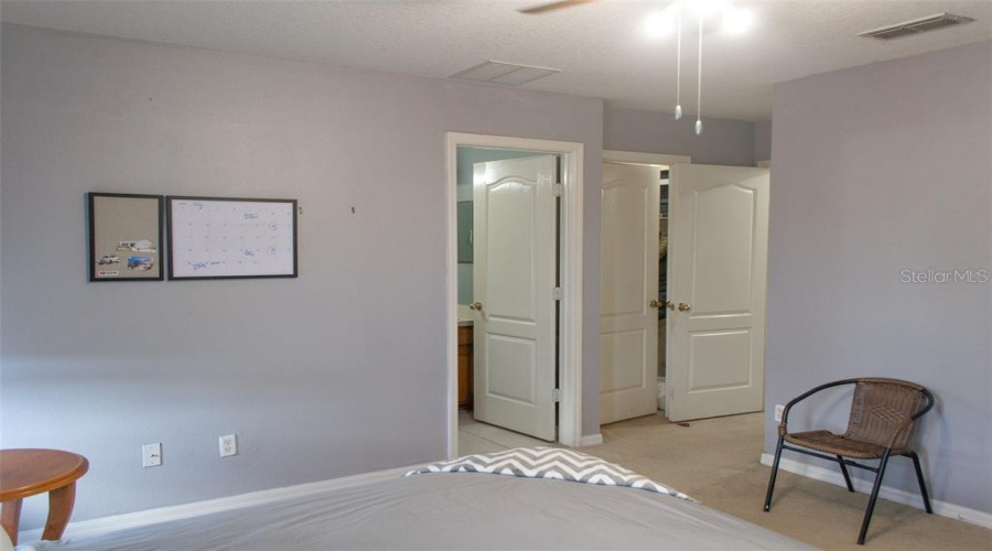 Davenport, Florida 33896, 4 Bedrooms Bedrooms, ,3 Bathroomsbathrooms,Residential,For Sale,Earlmont,Mfrs5111388