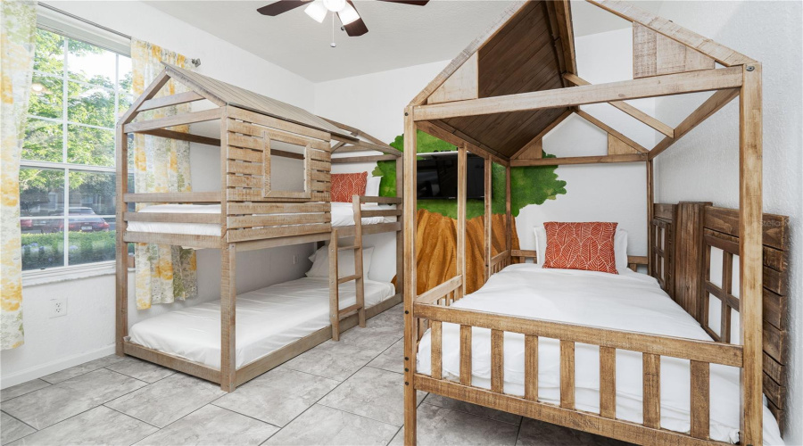 Kissimmee, Florida 34747, 3 Bedrooms Bedrooms, ,2 Bathroomsbathrooms,Residential,For Sale,Almaton,Mfro6268373