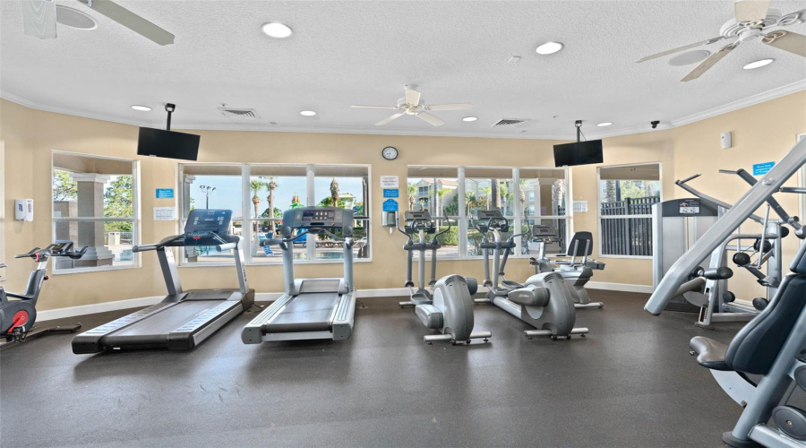 Kissimmee, Florida 34747, 3 Bedrooms Bedrooms, ,2 Bathroomsbathrooms,Residential,For Sale,Almaton,Mfro6268373